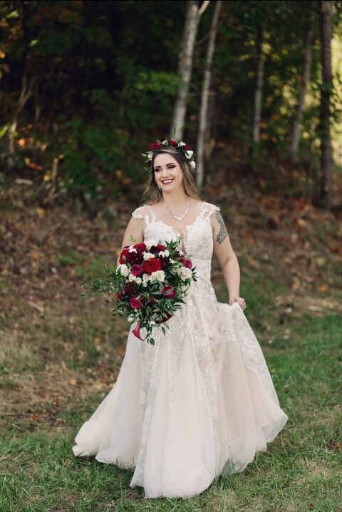 The Best Wedding Hair and Makeup for Outdoor Smoky Mountain Weddings